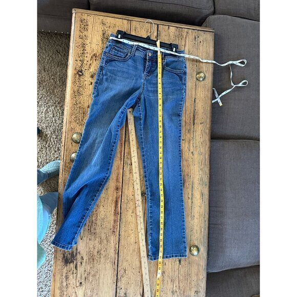 Gloria Vanderbilt Women's All Around Slimming Jeans size 4 straight leg - Picture 8 of 8